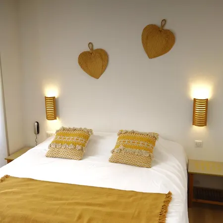 호텔 La Segaliere Bar 카자르크