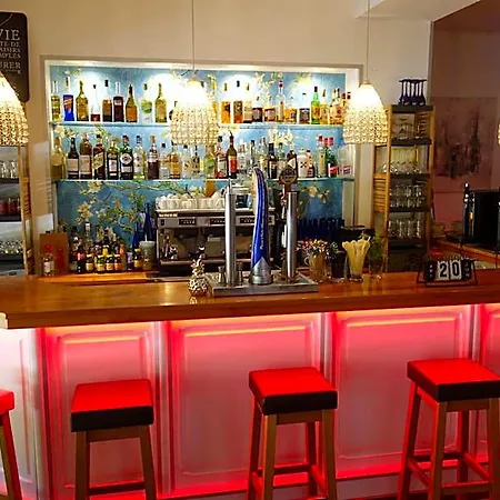Otel La Segaliere Bar 3*